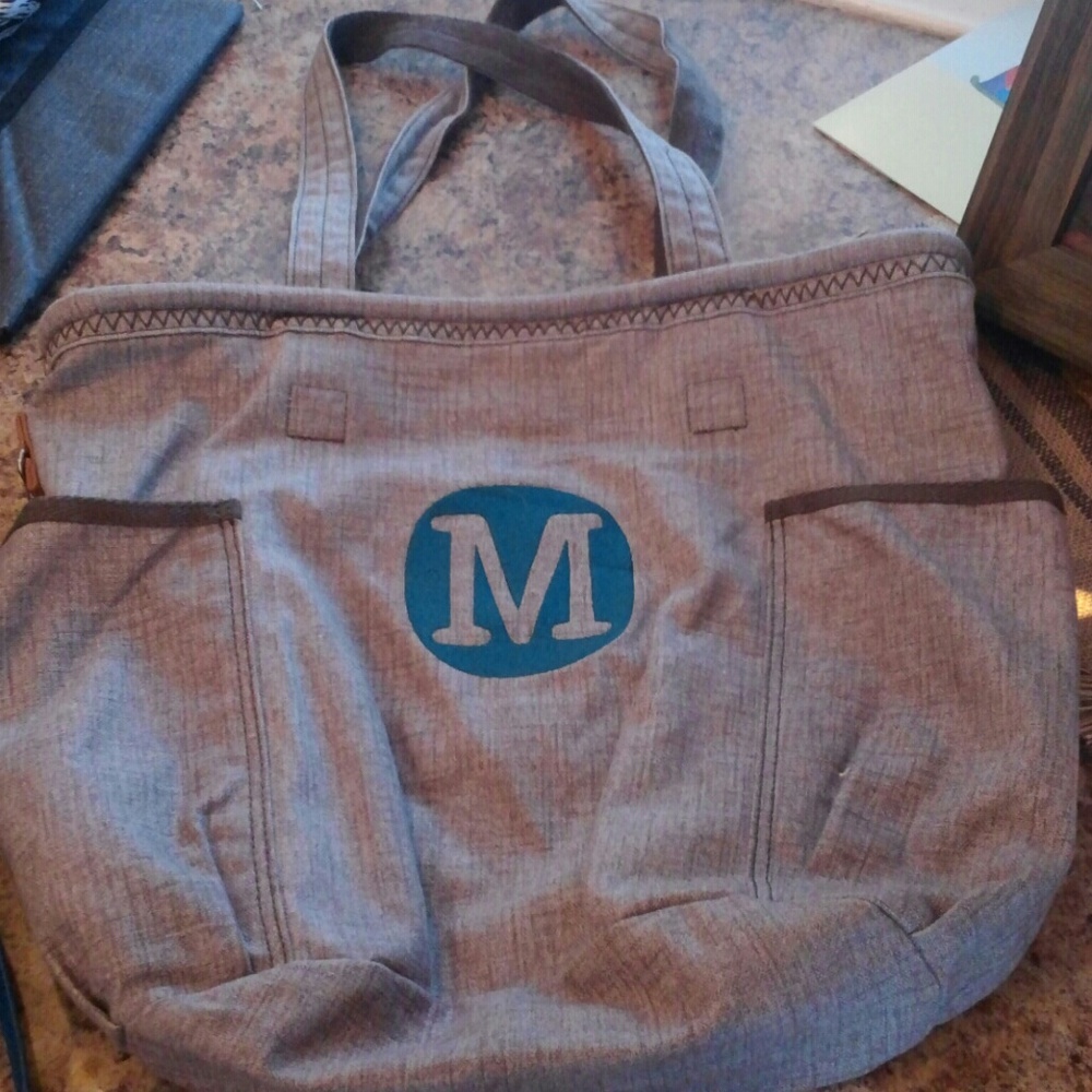 Retro metro bag